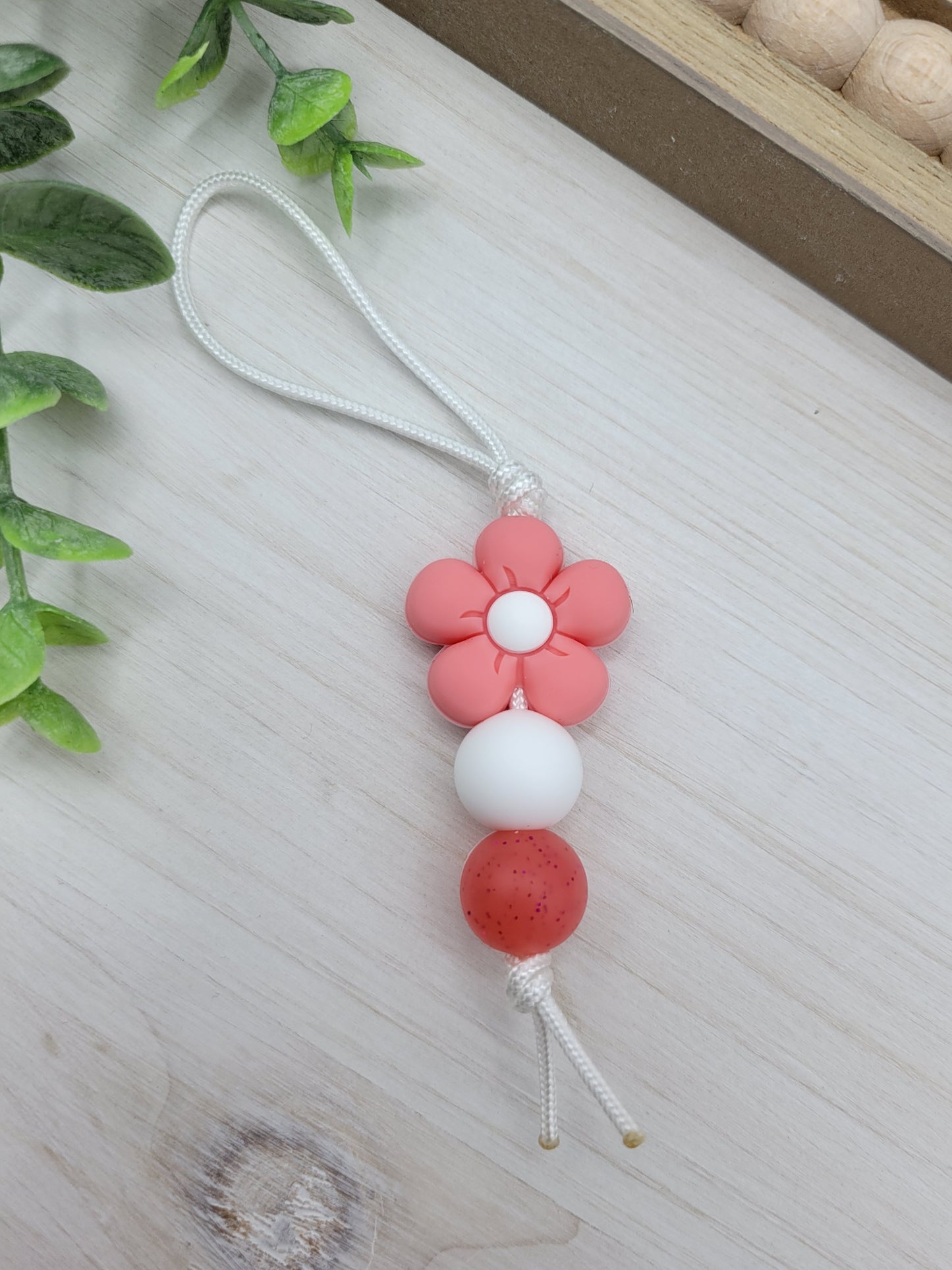 Coral Flower Zipper Pull