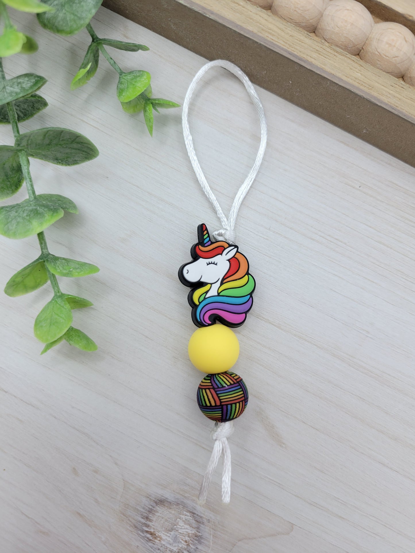 Unicorn Zipper Pull
