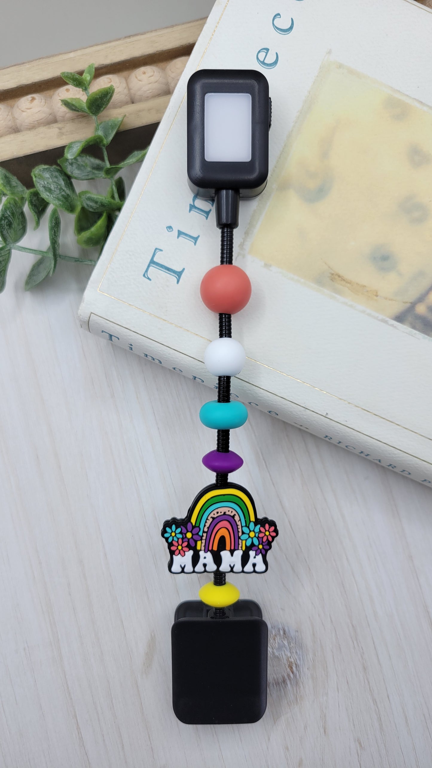 Rainbow Mama Reading Light