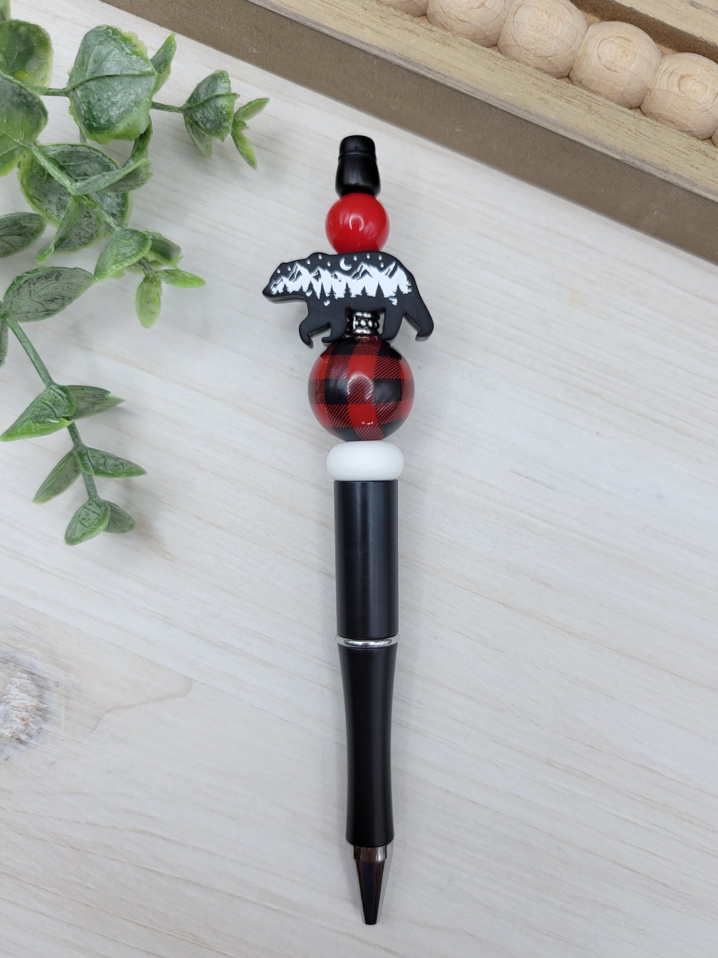 Black Bear & Mountains Pen