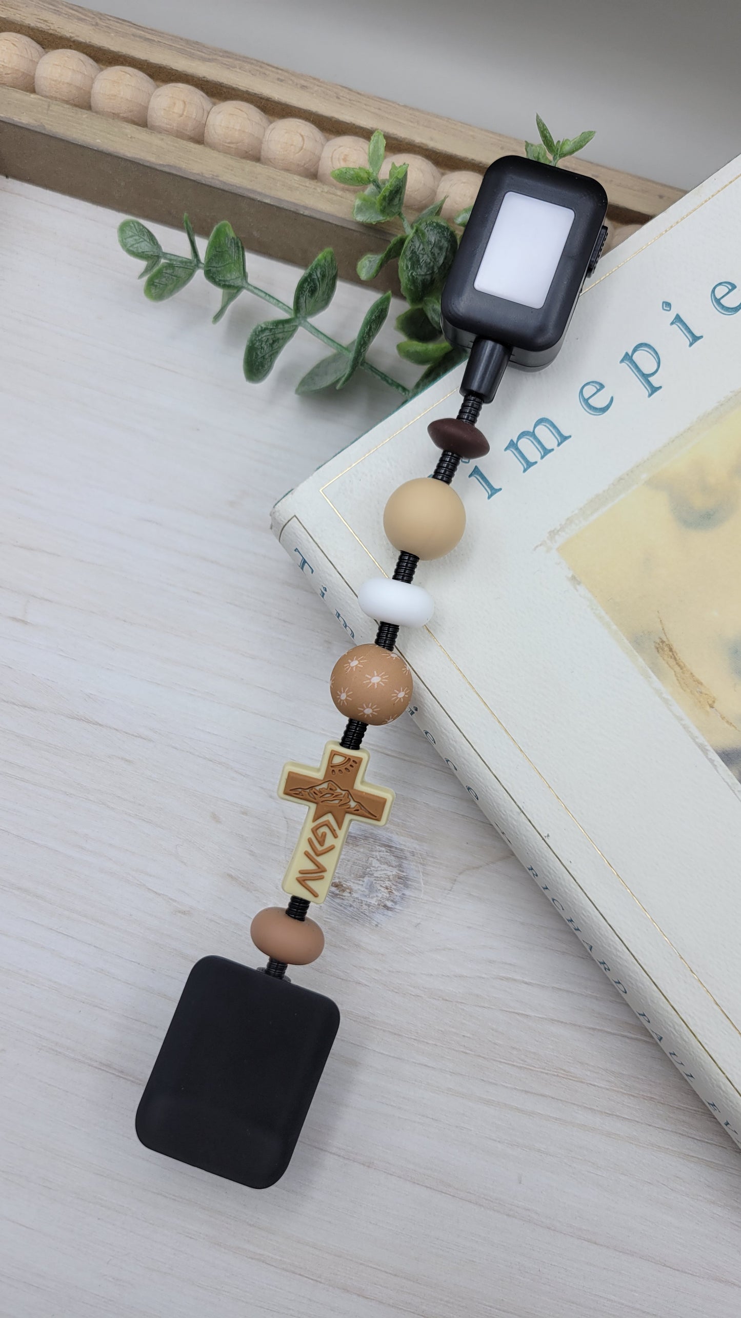 Tan Cross Reading Light