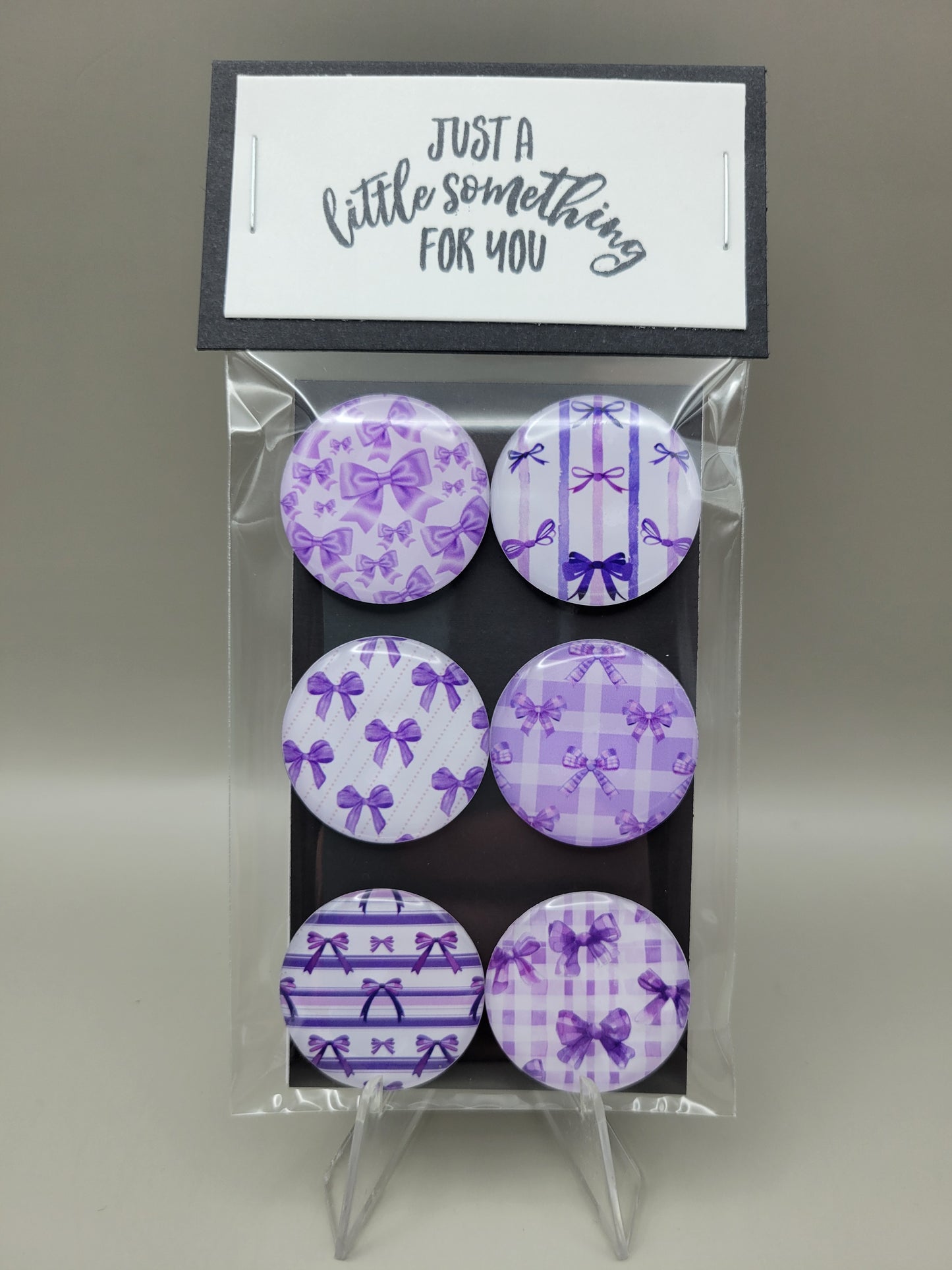 Bow-tiful in Purple Magnets