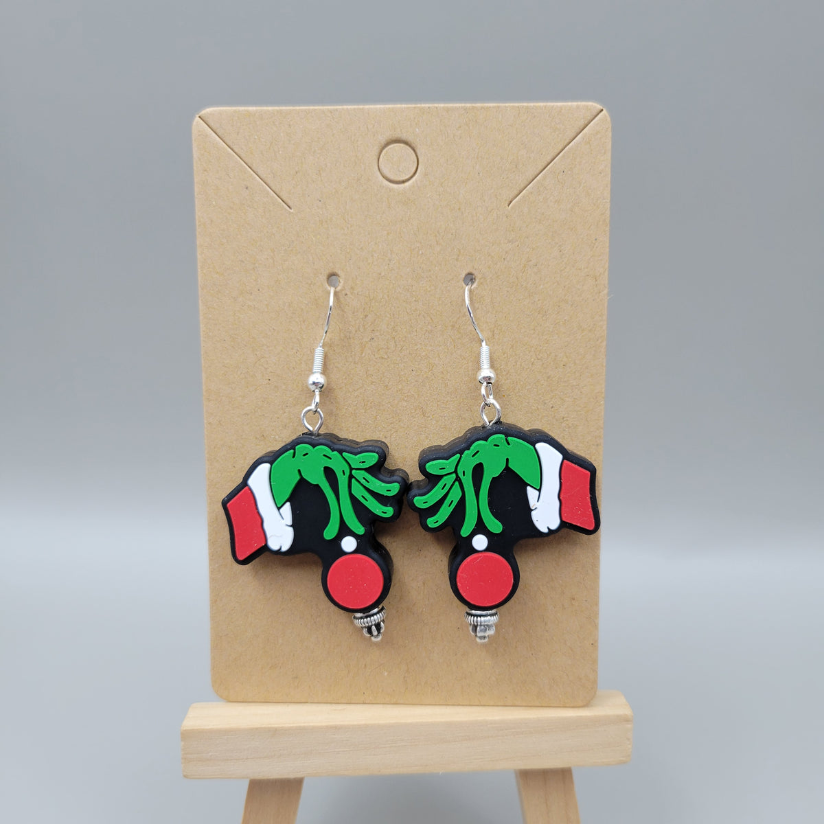 Grinch w/ Ornament Earrings
