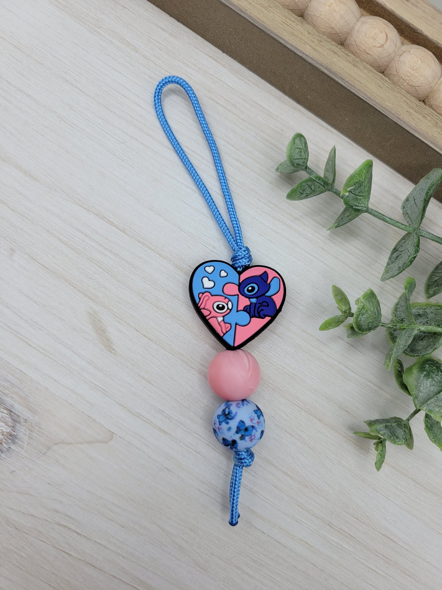 Blue & Pink Alien Zipper Pull