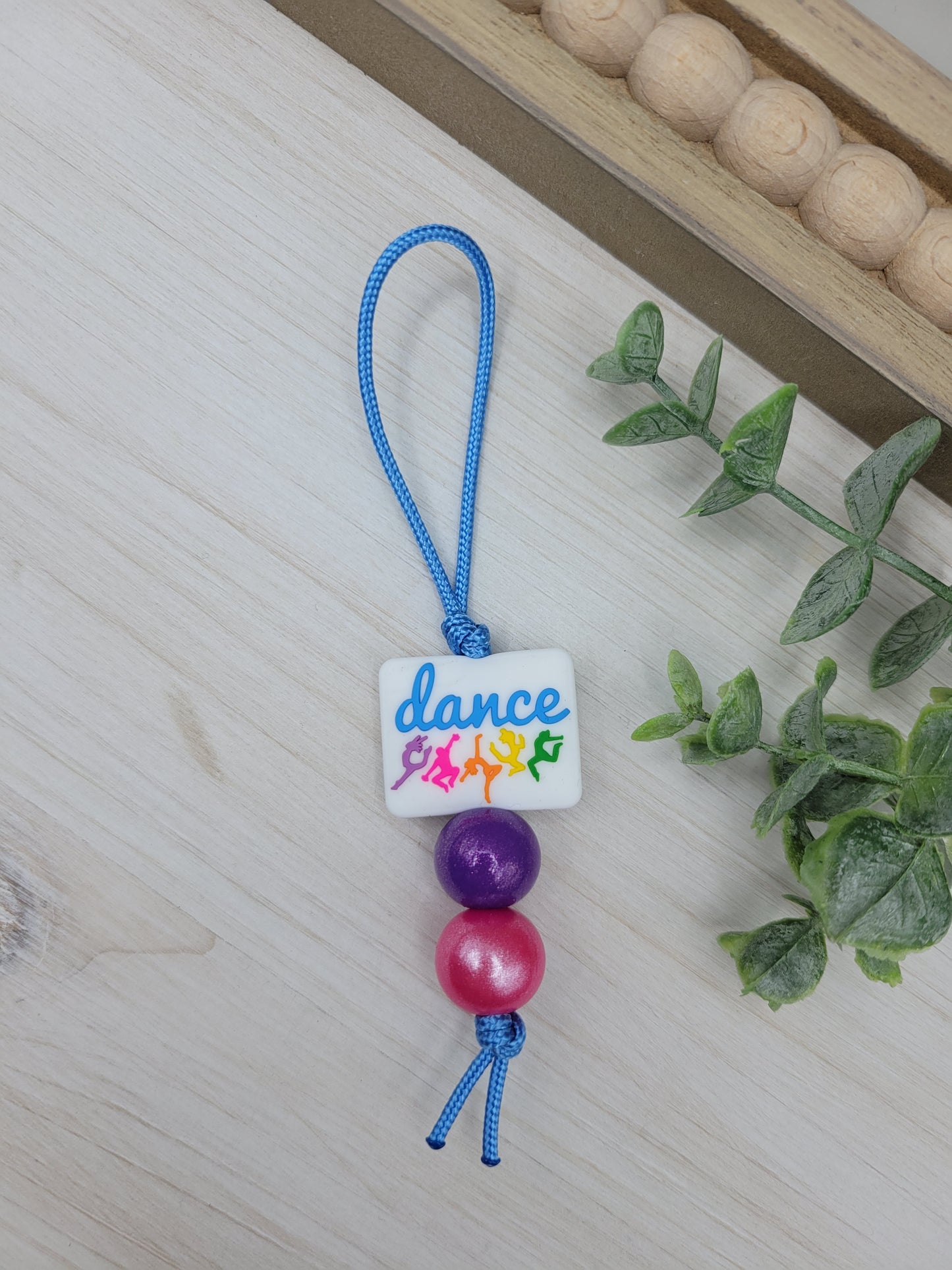 Colorful Dance Zipper Pull