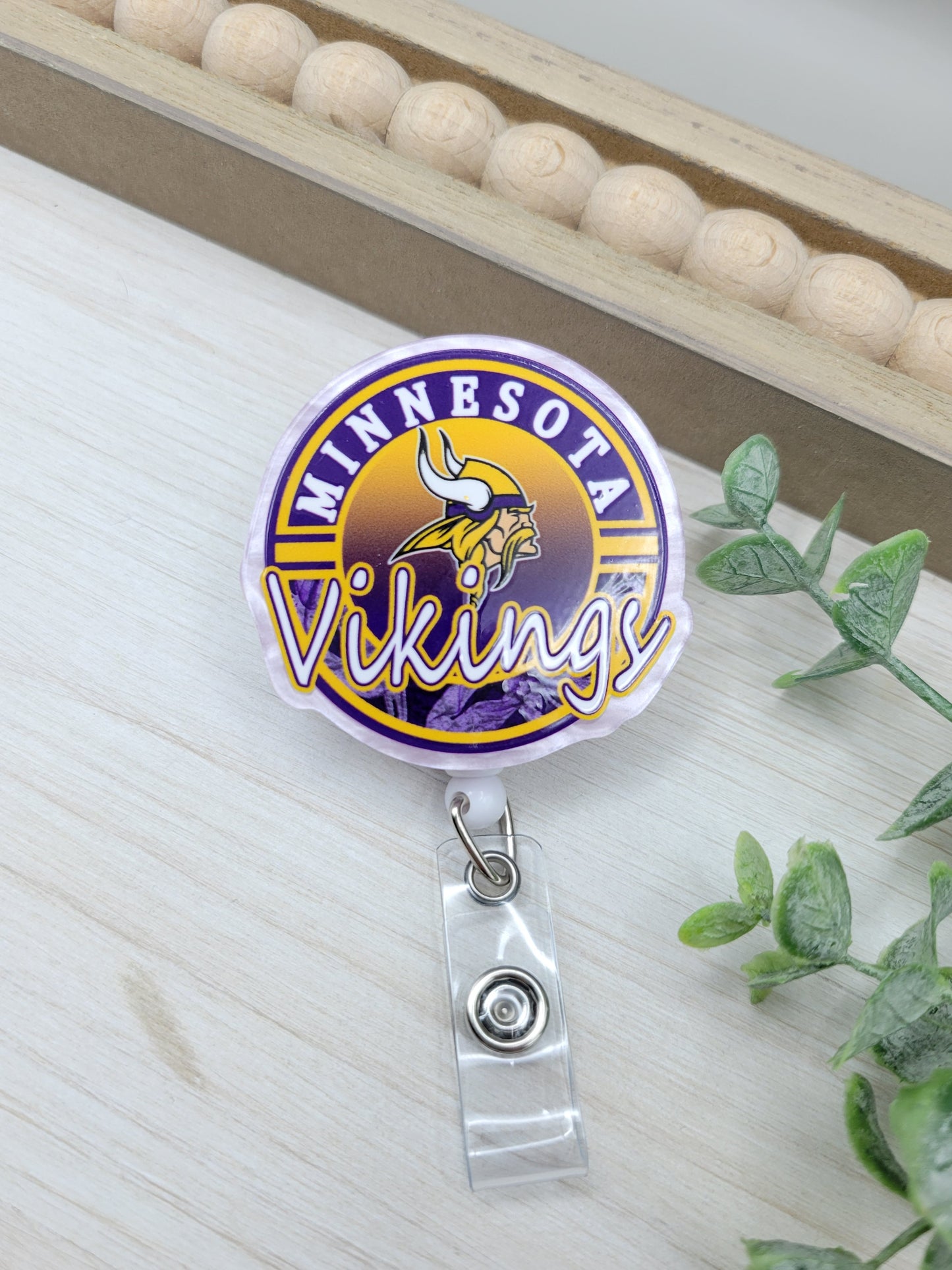 Round MN Football Badge Reel