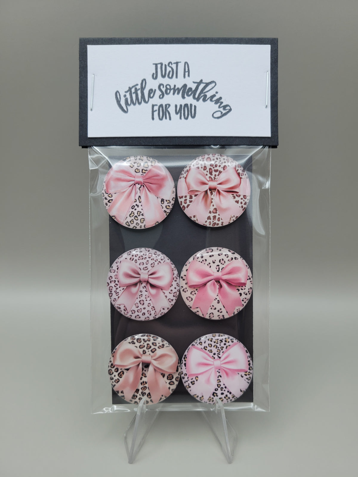 Pink Bows with Leopard Magnets