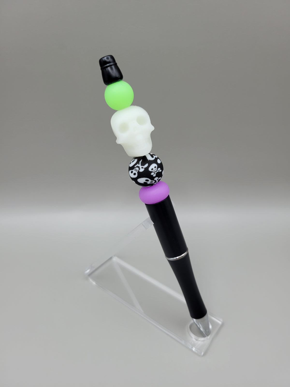 Glow in the Dark Skull Pen