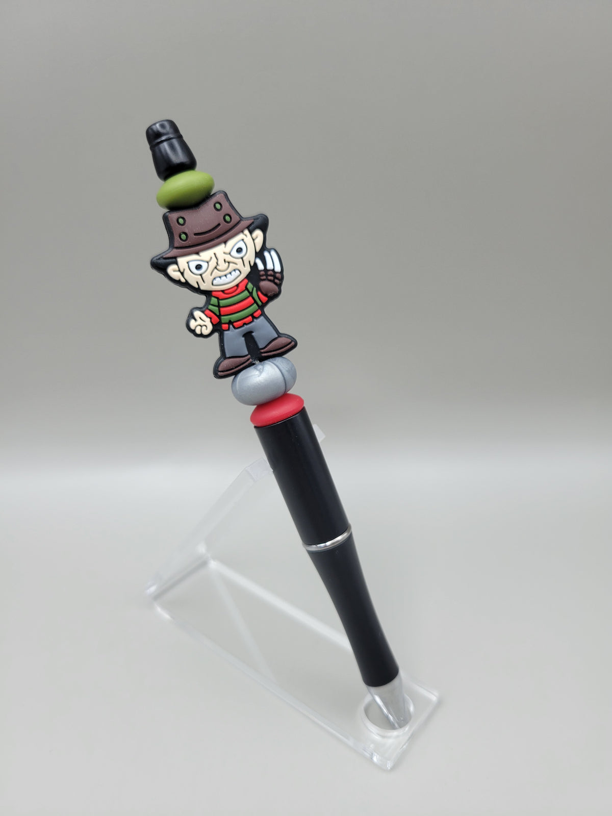 Freddy's Coming Pen