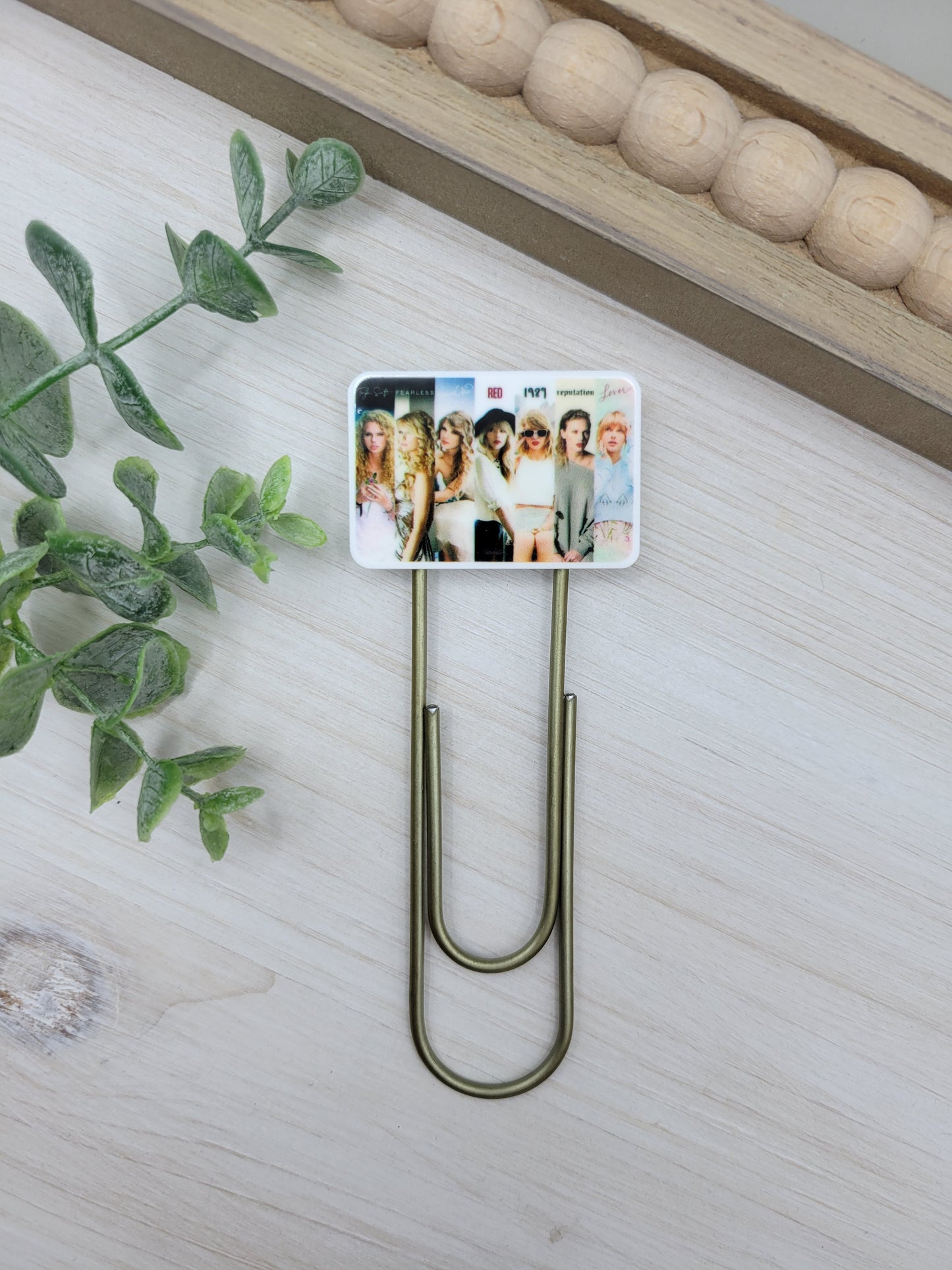 T.S. Albums Jumbo Paperclip
