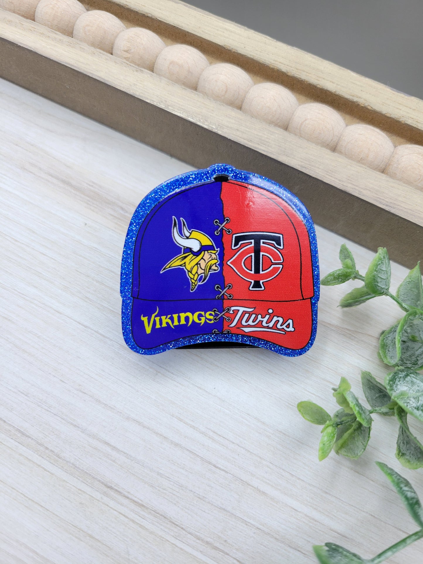 MN Teams Magnetic Clip